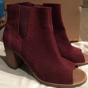TOMS majorca peep toe oxblood suede 8.5 NEW